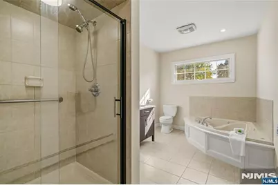 102 Sherwood Avenue, Mahwah, NJ 07430 - Photo 33