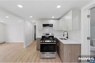 203-205 Hansbury, Newark, NJ 07112 - Photo 37