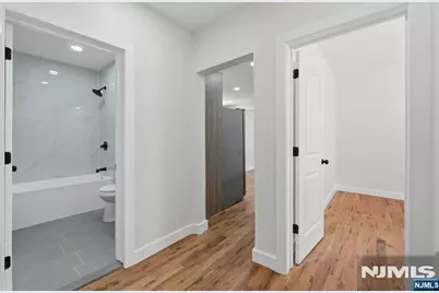 203-205 Hansbury, Newark, NJ 07112 - Photo 23