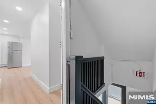 203-205 Hansbury, Newark, NJ 07112 - Photo 31