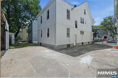 203-205 Hansbury, Newark, NJ 07112 - Photo 45