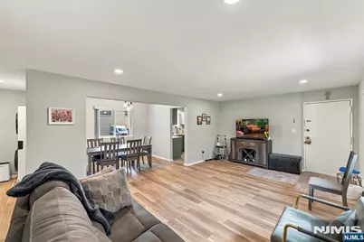 164 Diamond Bridge Avenue 9 #9, Hawthorne, NJ 07506 - Photo 29