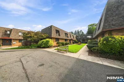 164 Diamond Bridge Avenue 9 #9, Hawthorne, NJ 07506 - Photo 47