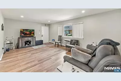 164 Diamond Bridge Avenue 9 #9, Hawthorne, NJ 07506 - Photo 31