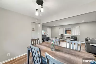 164 Diamond Bridge Avenue 9 #9, Hawthorne, NJ 07506 - Photo 25