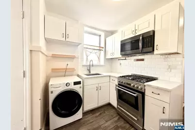 4306 Kennedy Boulevard 10 #10, Union City, NJ 07087 - Photo 1