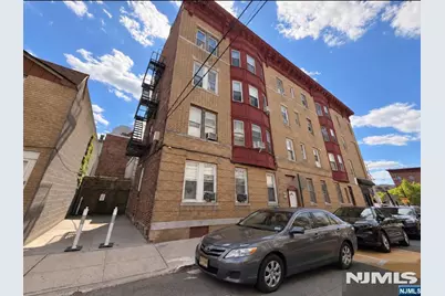 4306 Kennedy Boulevard 10 #10, Union City, NJ 07087 - Photo 11