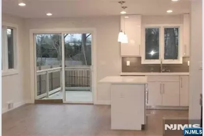 86 W Mahan Street, Tenafly, NJ 07670 - Photo 9