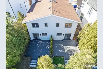 2410 3rd Street B #B, Fort Lee, NJ 07024 - Photo 31