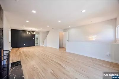 2410 3rd Street B #B, Fort Lee, NJ 07024 - Photo 5