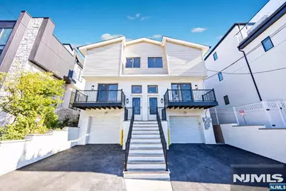 2410 3rd Street B #B, Fort Lee, NJ 07024 - Photo 1