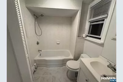 276 Ridge Road 2 #2, Lyndhurst Township, NJ 07071 - Photo 7