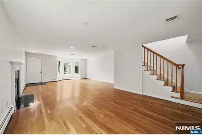 229 Franklin Avenue B #B, Cliffside Park, NJ 07010 - Photo 5