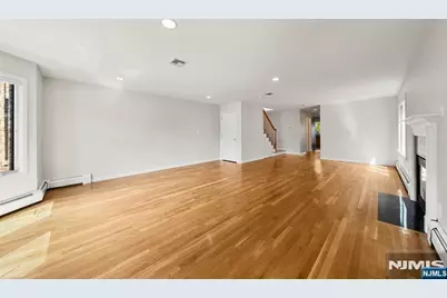 229 Franklin Avenue B #B, Cliffside Park, NJ 07010 - Photo 7