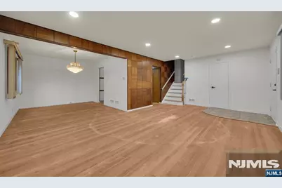 103 Primrose Lane, Closter, NJ 07624 - Photo 7