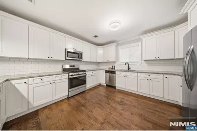 102 Large Avenue, Hillsdale, NJ 07642 - Photo 15