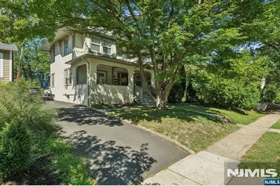 132 Midland 2 #2, Montclair, NJ 07042 - Photo 3