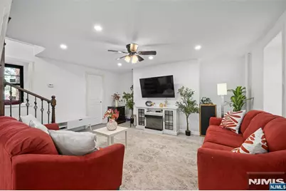 891 River Drive, Elmwood Park, NJ 07407 - Photo 21