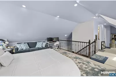 891 River Drive, Elmwood Park, NJ 07407 - Photo 27