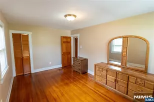 30 Carnation St, Bergenfield, NJ 07621 - Photo 11