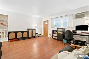 1030 Koelle Blvd 1, Secaucus, NJ 07094 - Photo 3
