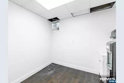 221-223 Park Avenue, Rutherford, NJ 07070 - Photo 23