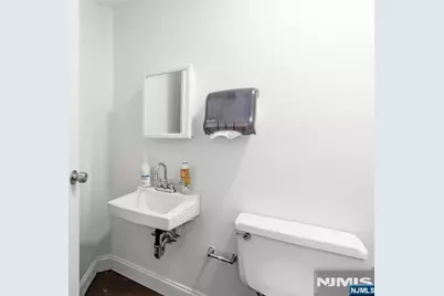 221-223 Park Avenue, Rutherford, NJ 07070 - Photo 21