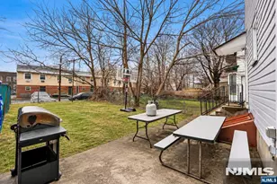 30 N 11th St, Newark, NJ 07107 - Photo 33