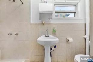30 N 11th St, Newark, NJ 07107 - Photo 13