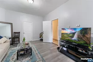936 S 19th St, Newark, NJ 07108 - Photo 7