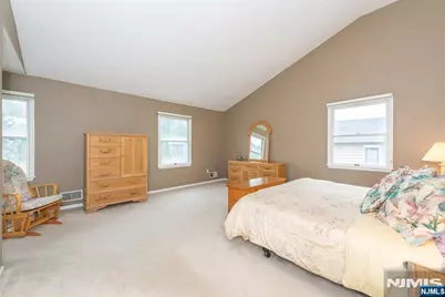 86 Point View Parkway, Wayne, NJ 07470 - Photo 15