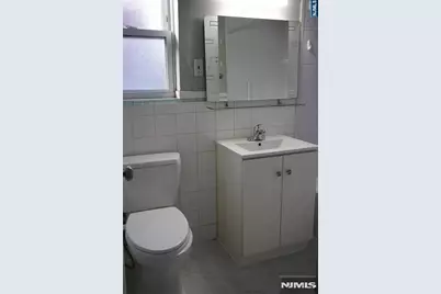 2401 6th Street C1 #C1, Fort Lee, NJ 07024 - Photo 7