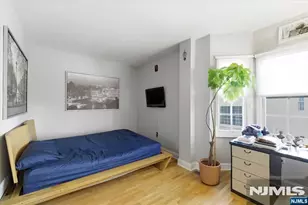 214 The Promenade 214, Edgewater, NJ 07020 - Photo 23