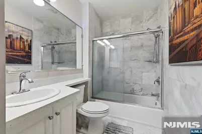 214 The Promenade 214 #214, Edgewater, NJ 07020 - Photo 21