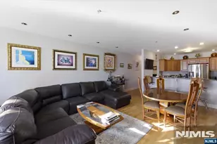 214 The Promenade 214, Edgewater, NJ 07020 - Photo 3