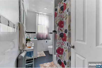 25 17th Street, East Orange, NJ 07018 - Photo 7