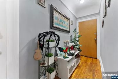 25 17th Street, East Orange, NJ 07018 - Photo 3