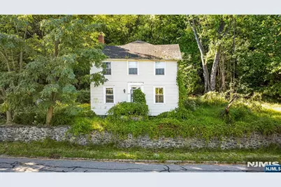 125 Lindsley Road, Cedar Grove, NJ 07009 - Photo 9