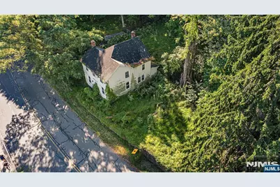 125 Lindsley Road, Cedar Grove, NJ 07009 - Photo 7