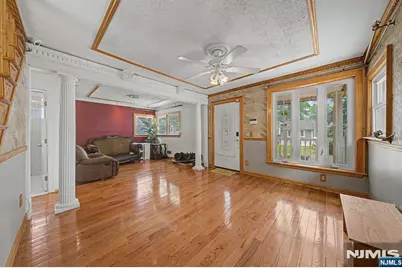 92 Blauvelt Avenue, Bergenfield, NJ 07621 - Photo 9