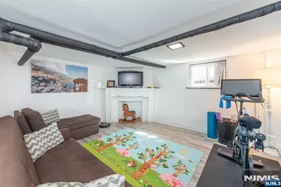 327 Orange Road, Montclair, NJ 07042 - Photo 15