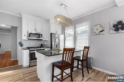147 Brookside Avenue, Irvington, NJ 07111 - Photo 7
