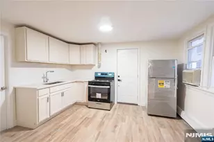 444-450 Summer, Paterson, NJ 07501 - Photo 5