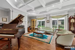 41 Wildwood Rd, Saddle River, NJ 07458 - Photo 9
