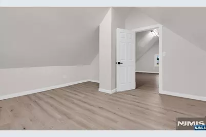 130 19th Avenue, Irvington, NJ 07111 - Photo 23