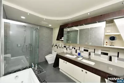 100 Carlyle Drive 14E-S #14E-S, Cliffside Park, NJ 07010 - Photo 23
