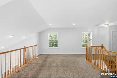 261 Riverwalk Way Q174 #Q174, Clifton, NJ 07014 - Photo 25
