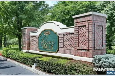 261 Riverwalk Way Q174 #Q174, Clifton, NJ 07014 - Photo 37