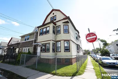 86 Stuyvesant Avenue, Newark, NJ 07106 - Photo 1