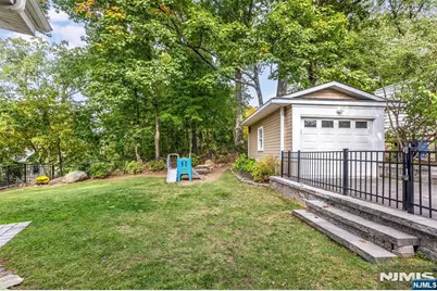 64 Chestnut Road, Verona, NJ 07044 - Photo 31